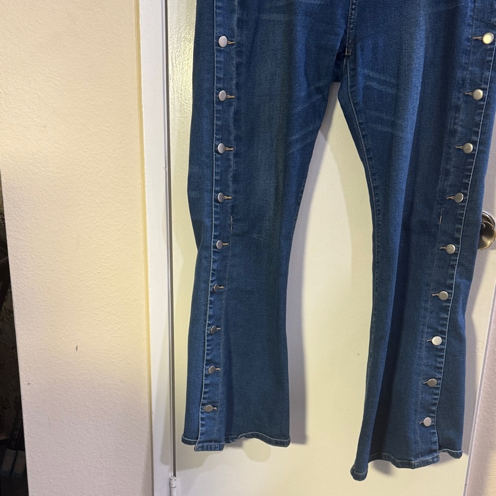 V Cristina Denim Flare Jeans with Side Buttons - Picture 3 of 6